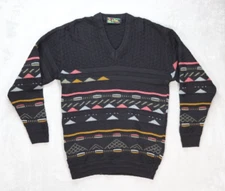 Men's Vintage 90s La Mode Concept V-neck Pullover Black Sweater