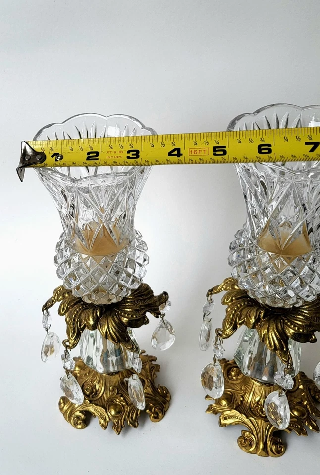 Candelabros vintage Hollywood Regency ornamentados tono dorado vidrio prensado prysm leer Foto 4 de 4