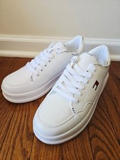 Tommy Hilfiger Shoes Women White Low-Top Plat...