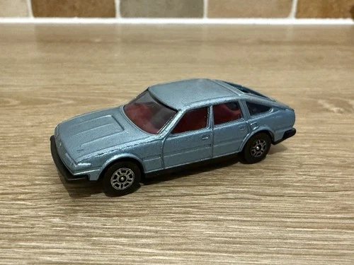 Vintage Corgi Toys Rover 3500 SD1 Blue Diecast Made in GT Britain