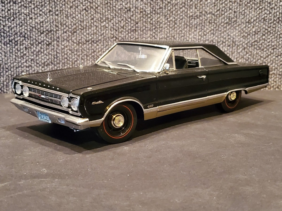 1967 Plymouth GTX 1:18 Scale Diecast Car Highway 61 DCP 1967 Plymouth GTX 1:18 Scale Diecast Car Highway 61 DCP