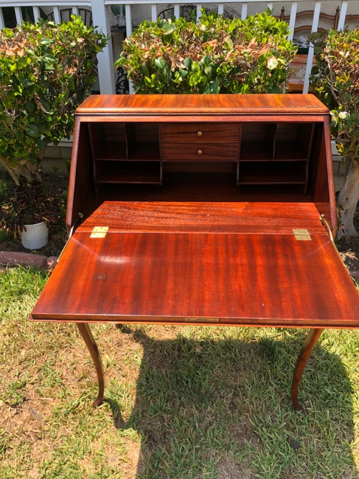 Vintage Small Wooden Inlaid Walnut Secretary Desk - Image 4 of 4