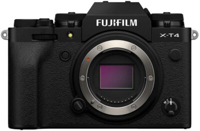 FUJIFILM X-T4 Systemkamera Body (26,1 Megapixel, X-Trans  Mit Schönheitsfehler
