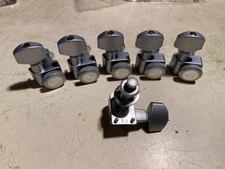 Fender Chrome F Logo Locking Tuners Round Button Strat Stratocaster 1 Height