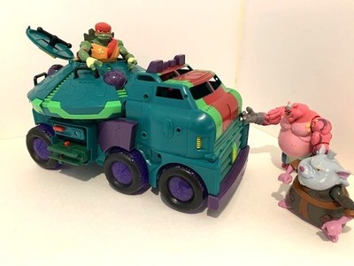 Rise of Teenage Mutant Ninja Turtles Tank Truck Taxi Vehicle 2018 & Figurines