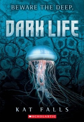 Dark Life: Volume 1, Falls, Kat