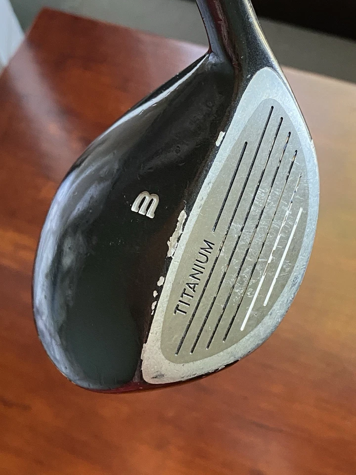 Wilson Killer Whale Titanium Orca Strong 7 Wood 24° Right Handed 41" - Image 2 of 4