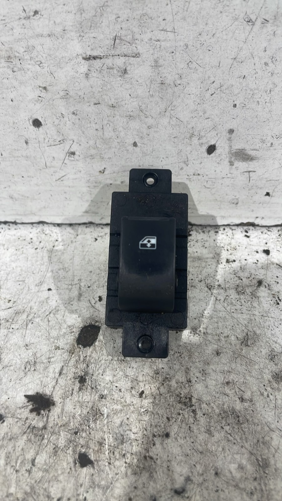 PULSANTIERA ANTERIORE DESTRA PER CHEVROLET Captiva 1° Serie (06>)