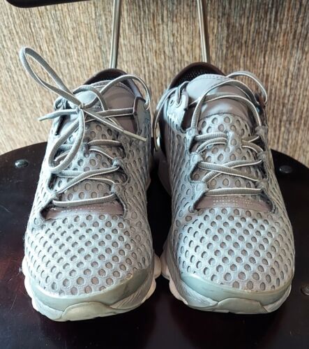 físico Humanista otoño Under Armour Men's UA Speedform Gemini 2.1 Running Shoes UA1266212 037 Gray SZ11 | eBay físico Humanista otoño Under Armour Men's UA Speedform Gemini 2.1 Running Shoes UA1266212 037 Gray SZ11 | eBay