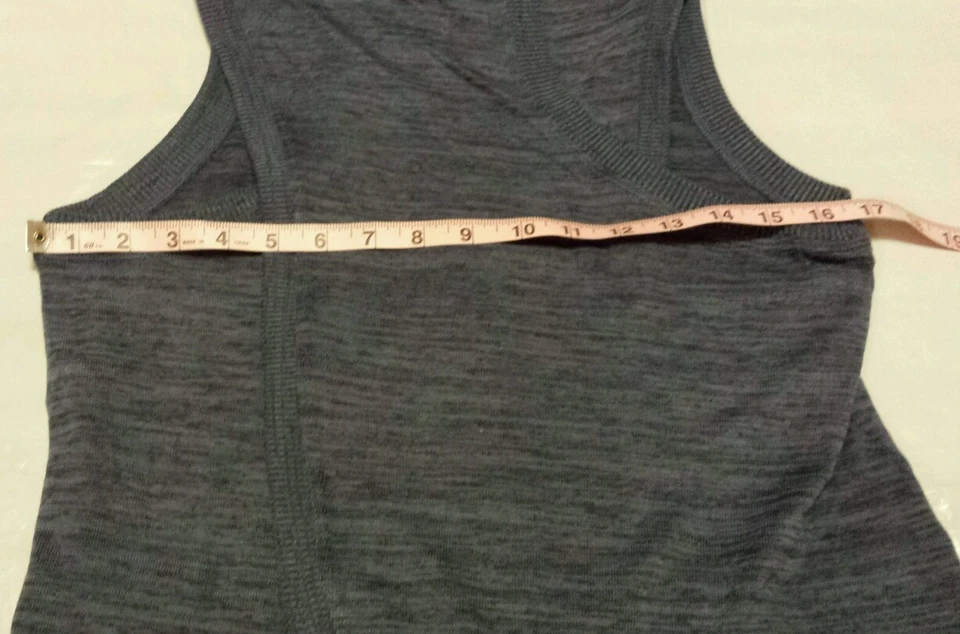 NEW Active Life Women's Athleisure Full Zip Hooded Vest Size Small $78 Retail - Image 4 of 4