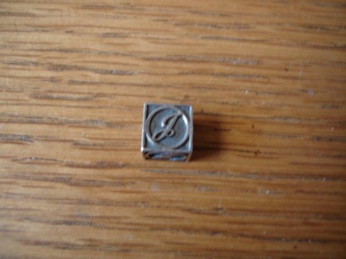 KAY JEWELERS CHARMED MEMORIES INITIAL LETTER J STERLING SILVER ITALY 925 RL