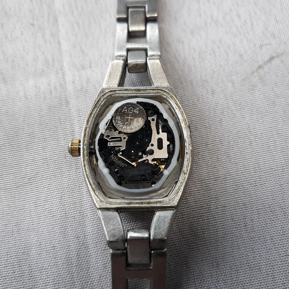 女士手表 FMD0912 Xhilaration 面部石英机芯银色 Link Works — 第 4/4 张图片