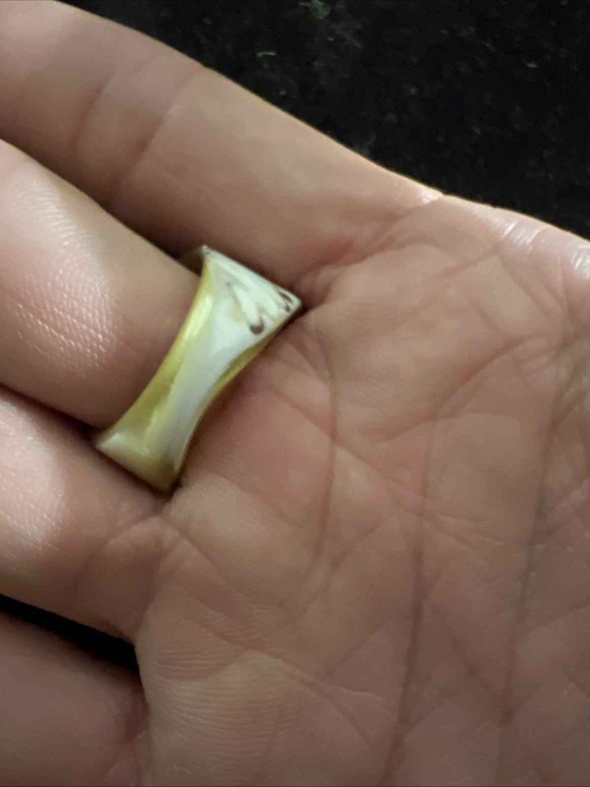 Vintage Solid Shell Statement Ring Size 6.5 - image 3