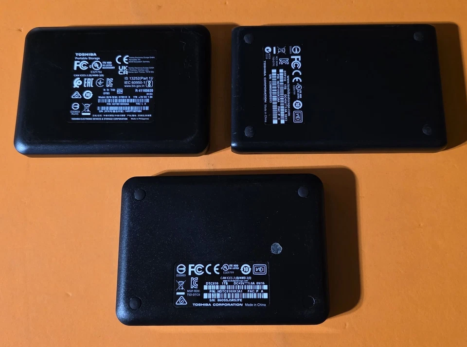 Lof of 3 - Toshiba External Hard Drives 1 TB Each - 1,000 GB Each - LQQK WoW!! - Image 2 of 4