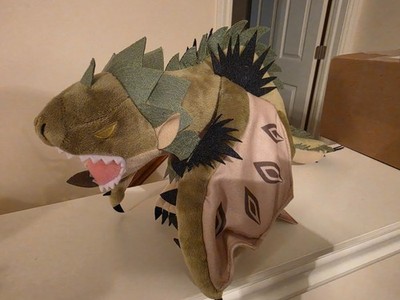 Capcom Monster Hunter Rathian Plush 15.7'' Round1 Exclusive *US SELLER*