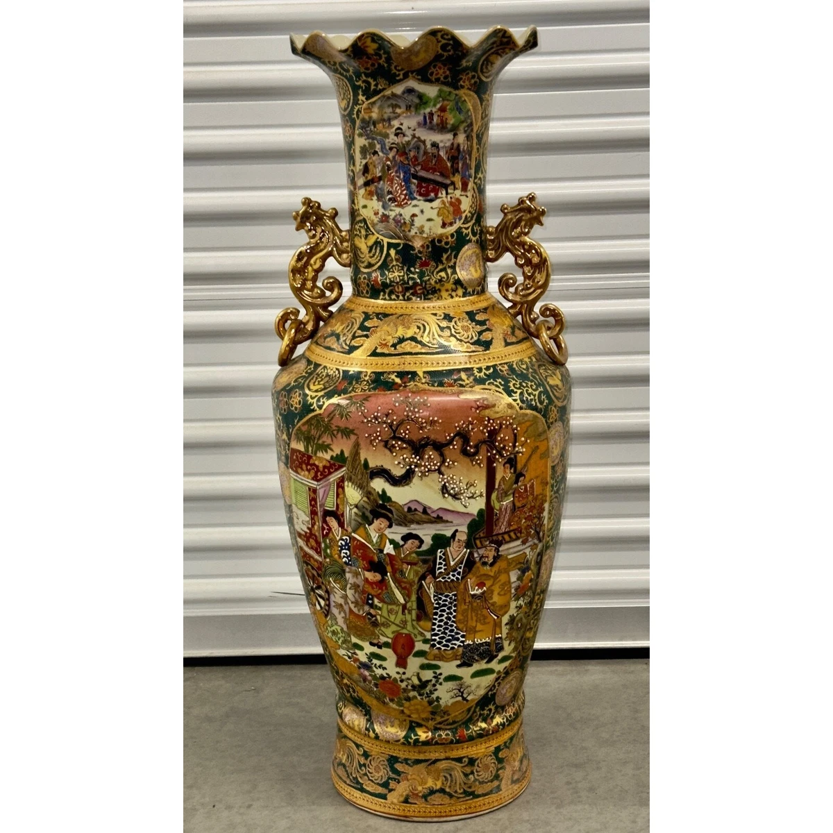 レトロ　陶器　花器　菓子器 花器「花瓶 金彩椿絵」 金龍窯 江口天童 有田焼 陶磁器 – Takumi Japan