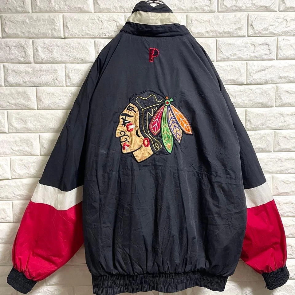 PRO PLAYER Chicago Blackhawks Reversible Jacket XL - Image 3 of 4