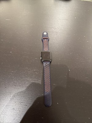 Apple Watch Series 2 42mm Aluminum Nike+