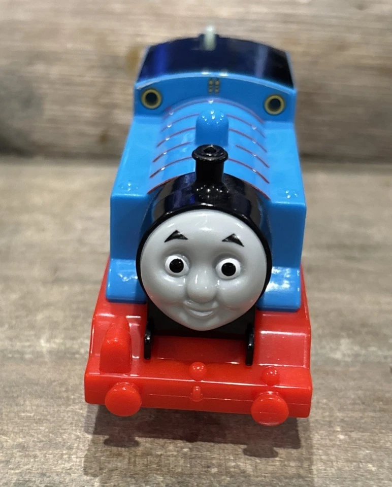 Thomas поезд зарево в темноте колеса Trackmaster моторизованный бак двигателя 2013 - Изображение 2 из 4