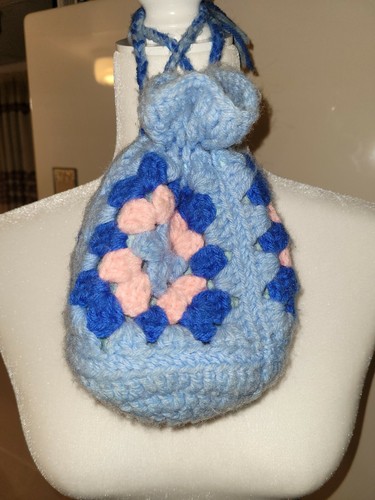 Poncho vintage Boho Granny quadrato all'uncinetto rosa blu con borsa abbinata. Fatto a mano. - Foto 2 di 12