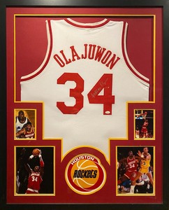 hakeem olajuwon signed rockets jersey