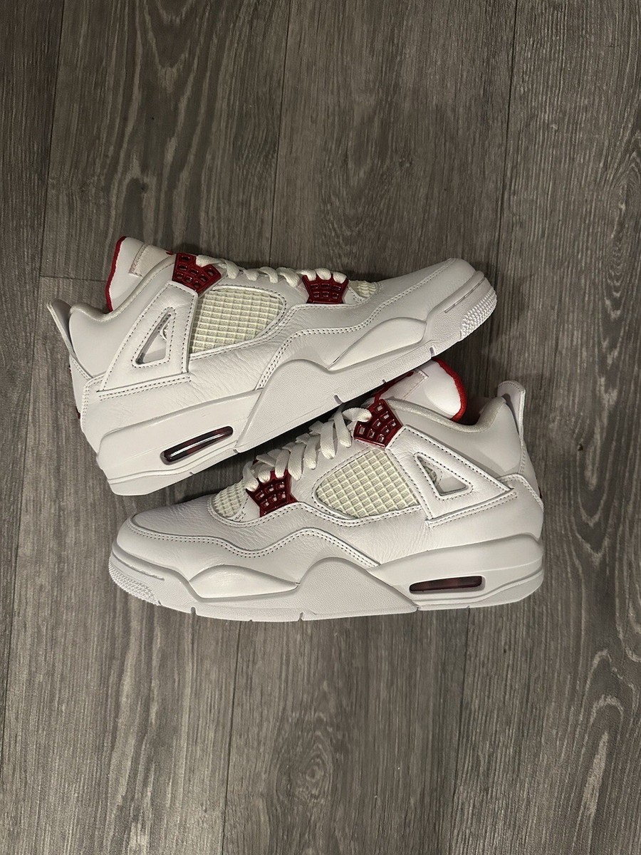 Jordan Retro Metallic Pack University Red 2020 Size UK7