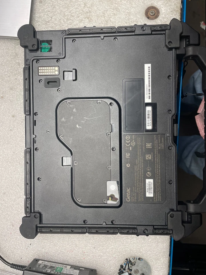 GETAC V110 G3 WINDOWS 11 RUGGED TABLET LAPTOP INTEL I5 6200U TOUCH 128GB NVM 8GB - Image 2 of 4
