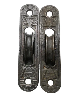 Kenrick antique old cast iron Axle Sash pulley's 1 3/4 inch (ML604) - Image 1 of 4