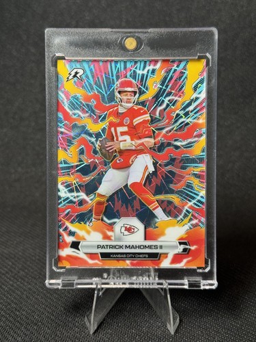 Patrick Mahomes 2026 Topps Resurgence SP Teal Laser Prizm MINT! WOW!