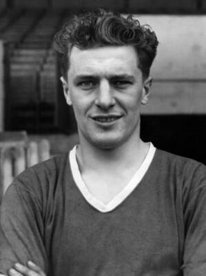 Manchester United footballer Geoff Bent training at Old Traf- 1957 Old Photo 1