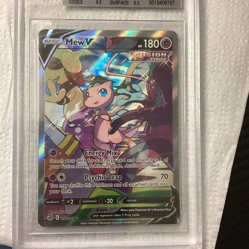 2021 Sword & Shield Fusion Strike Mew V ALT RARE UR #251/264
