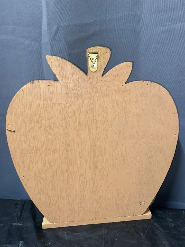 Apple Chalkboard With Hanging Hook - Image 3 of 4