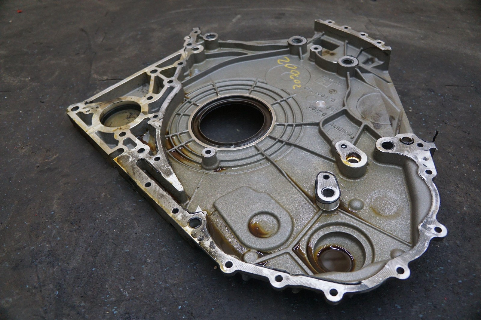 5.2l V10 Engine Timing Chain Cover Plate 07L103173 OEM Audi R8 Lms Gt4 2018