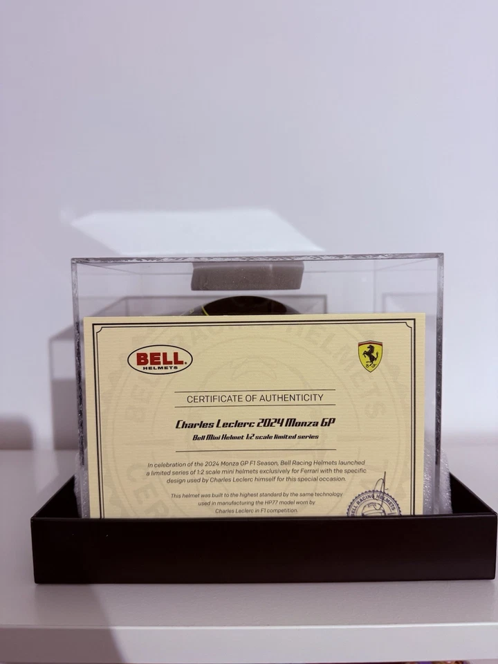 Casco Charles Leclerc Ferrari Monza Win 2024 edizione limitata 270/500 Helmet - Immagine 4 di 4