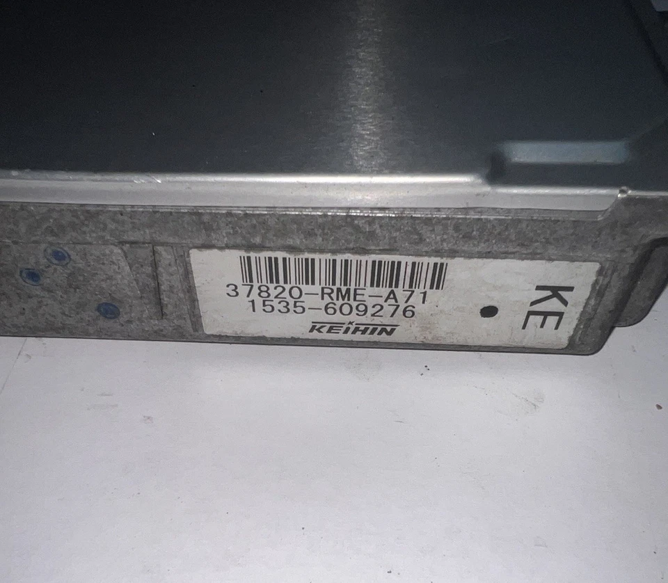 Unidad de control del motor Honda Fit 2007-2008 37820-RME-A71 Foto 3 de 3