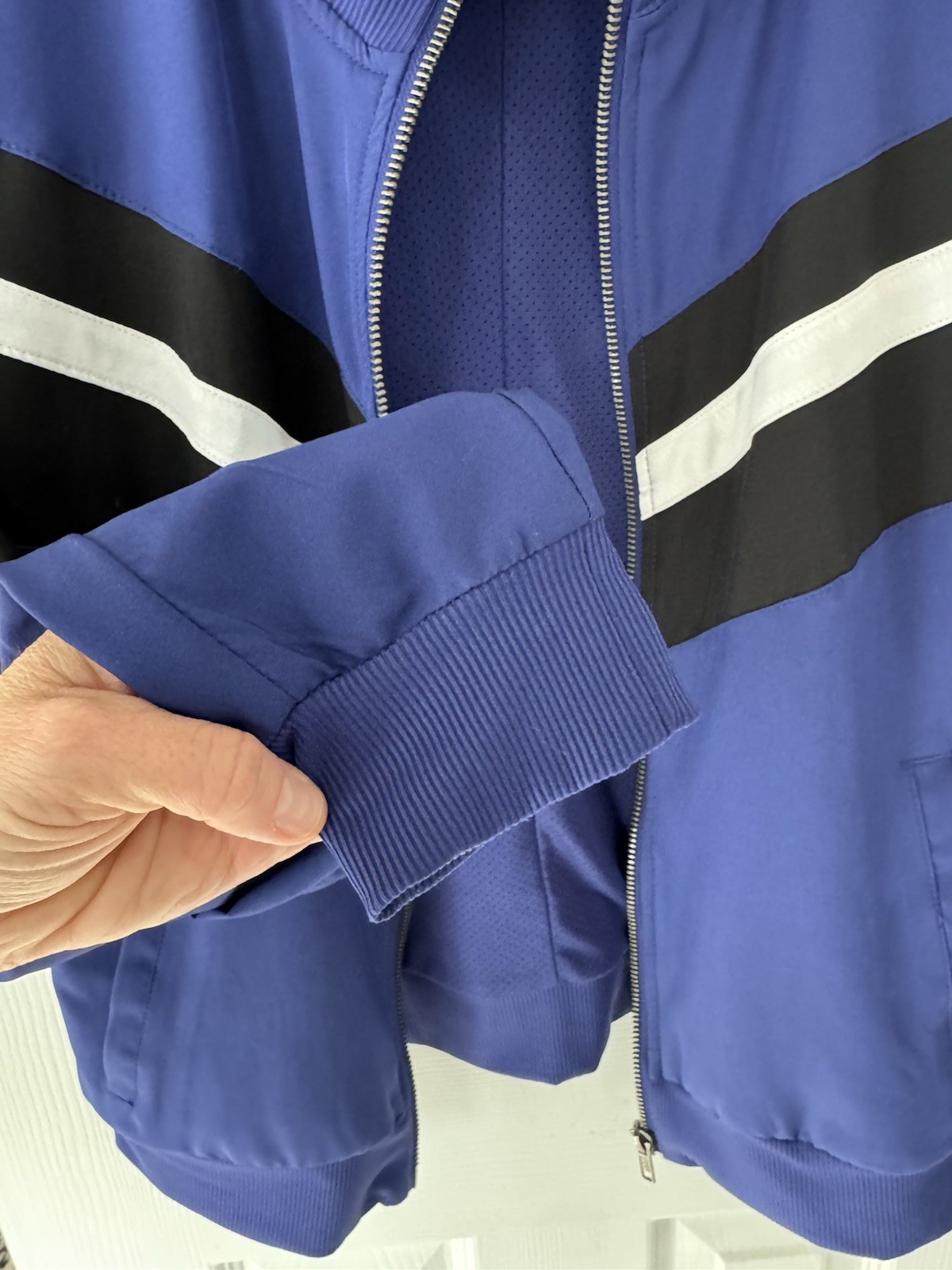 Fabletics Augustus 70s Bomber Jacket Small Women’… - image 5