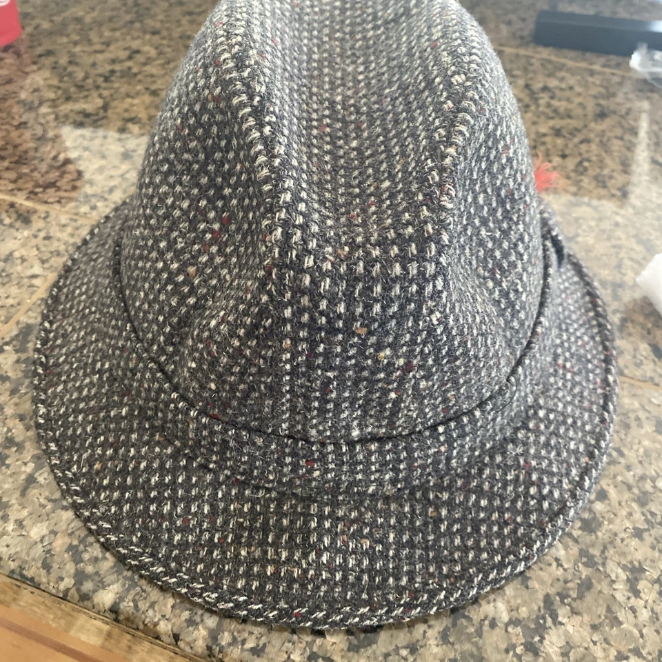 Vintage Pendleton 100% Pure Virgin Wool Gray Houndstooth Trilby Hat. Size 7 3/8 - Image 4 of 4