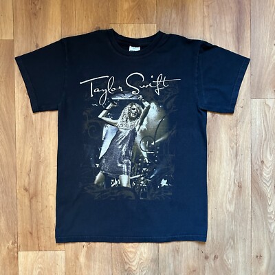 TAYLOR SWIFT 2009 Fearless Concert Tour Size Small T-Shirt Double