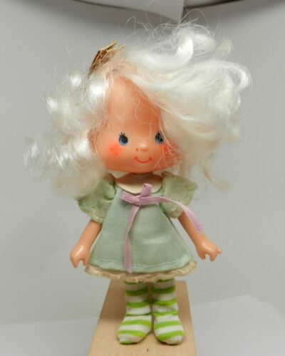 Vintage 5" Strawberry Shortcake toy doll figure Angel Cake 1980's Kenner - Picture 1 of 2