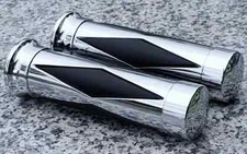 Suzuki Savage 650 Volusia 800 Intruder 1500 Marauder Boulevard CHROME DIA GRIPS