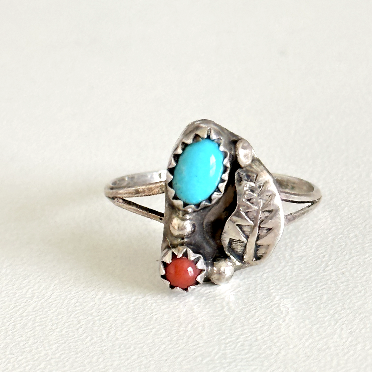 Vintage 925 Sterling Silver Turquoise & Coral Leaf Southwestern 