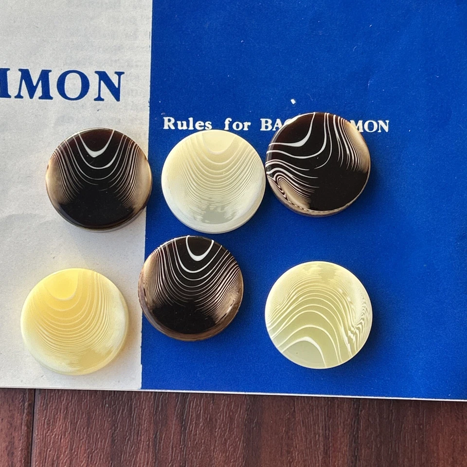 Hermoso Juego de Backgammon Vintage de Pressman en Estuche de Cuero Sintético - ¡Completo! Foto 2 de 4