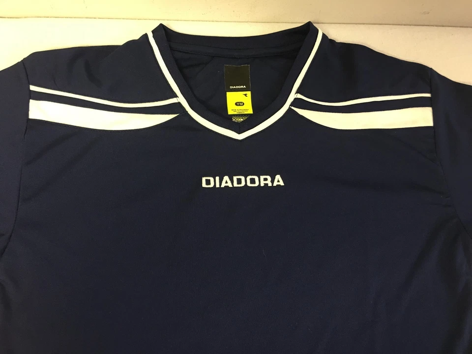 Jersey azul Treviso juvenil Diadora Foto 2 de 4