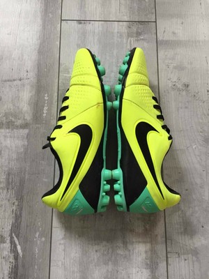 nike acc boots