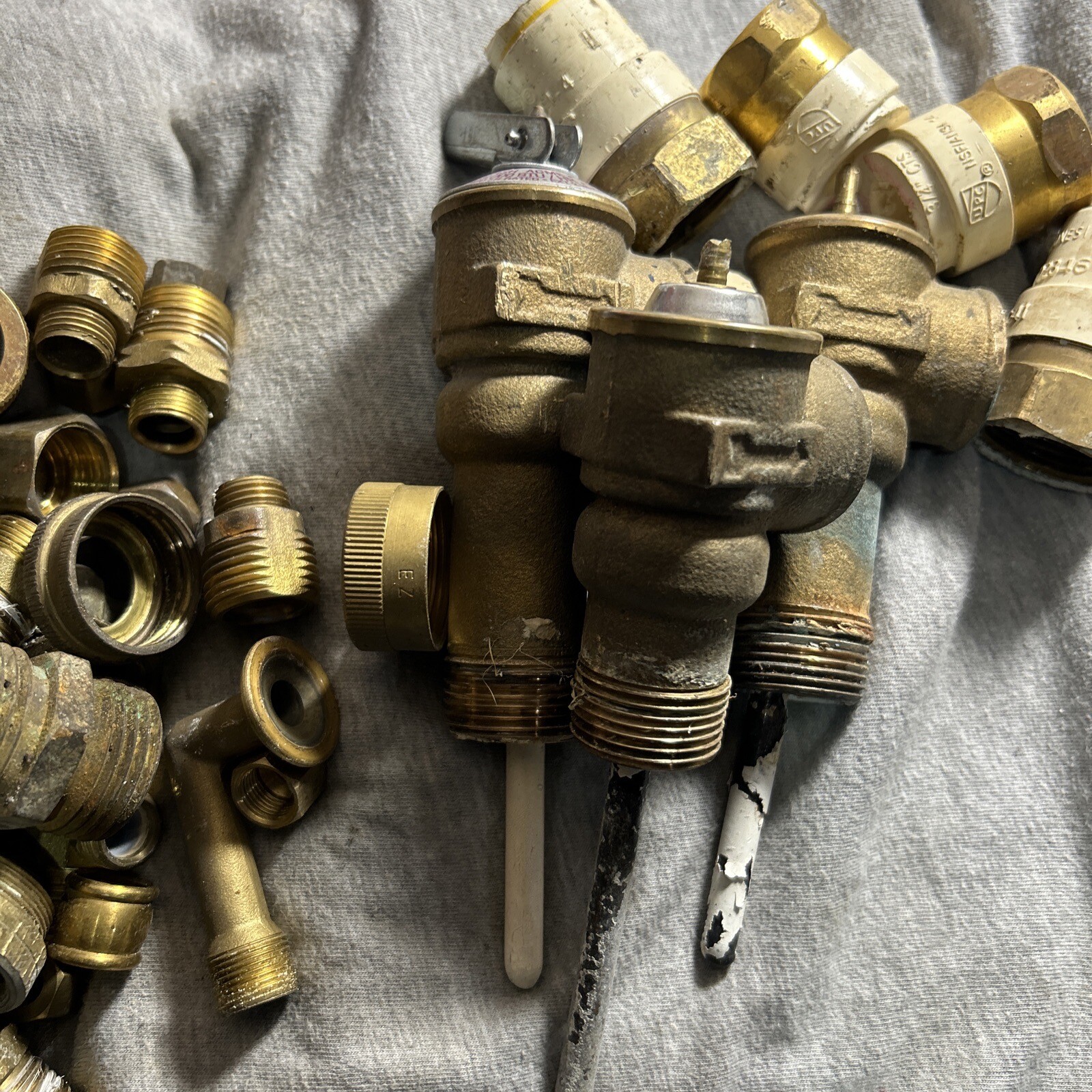 Scrap Brass and Brass Irony 6lbs 8 Oz Steampunk Art Repurpose Pipe fittings General