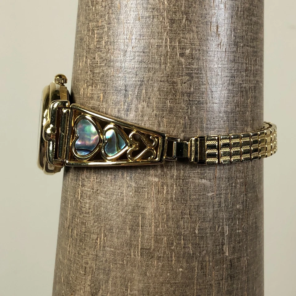 Женские кварцевые часы Avon Heart Charm циферблат браслет расширение 24 мм 6 1/2 дюйма - Изображение 3 из 4