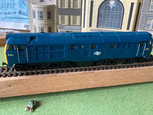 Airfix Class 31, Nr. 5567 BR blau mit DCC Decoder bestückt Spur OO | Zustand: Used