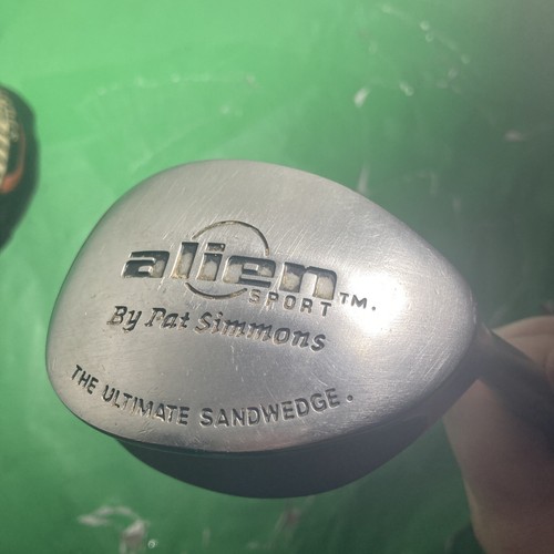 ALIEN Sports DOT Punch Sand Wedge | RH | Graphite Shaft | Lamkin Grip 32” Shaft - Picture 3 of 10