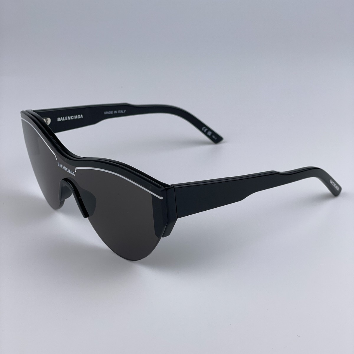 Balenciaga BB0004S 001 Semi Rim Sunglasses Black Shield Frame, Grey Lenses Balenciaga Men Sunglasses Black Grey Shield BB0004S 001 NEW  main image 2