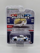 Greenlight 2014 Nissan GT-R Stockholm Police Hot Pursuit Diecast 1:64 scale